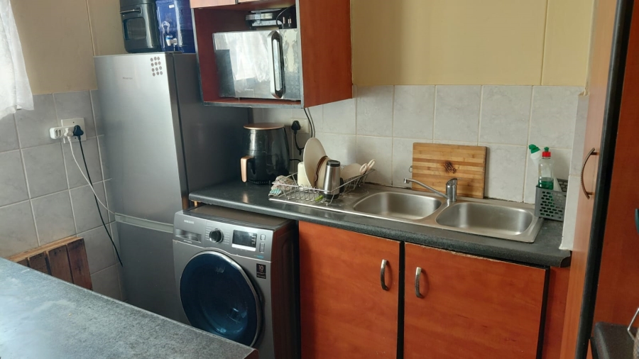 2 Bedroom Property for Sale in Essenwood KwaZulu-Natal