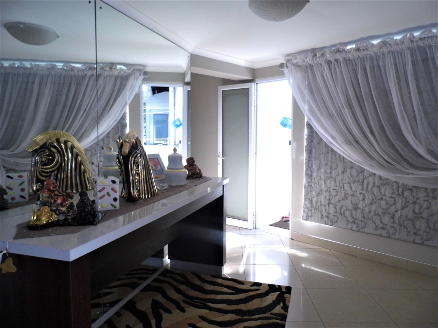 3 Bedroom Property for Sale in Umgeni Park KwaZulu-Natal