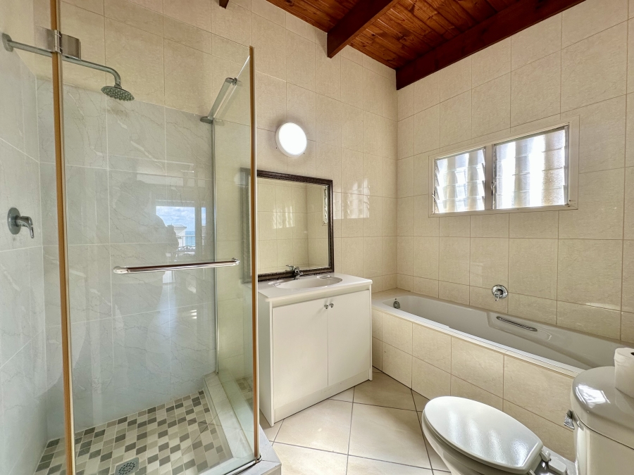 3 Bedroom Property for Sale in Willard Beach KwaZulu-Natal