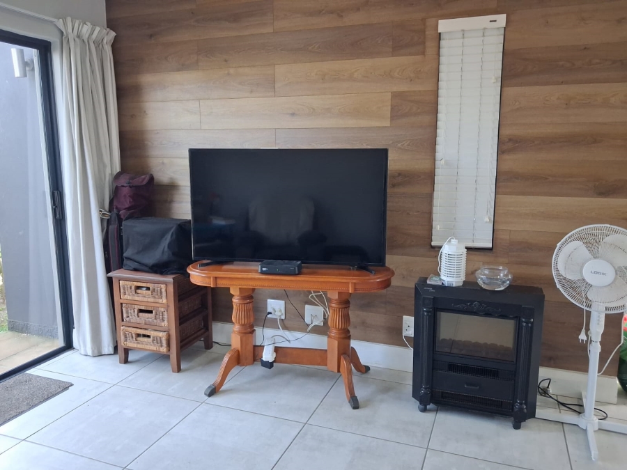 2 Bedroom Property for Sale in Palm Lakes Estate KwaZulu-Natal