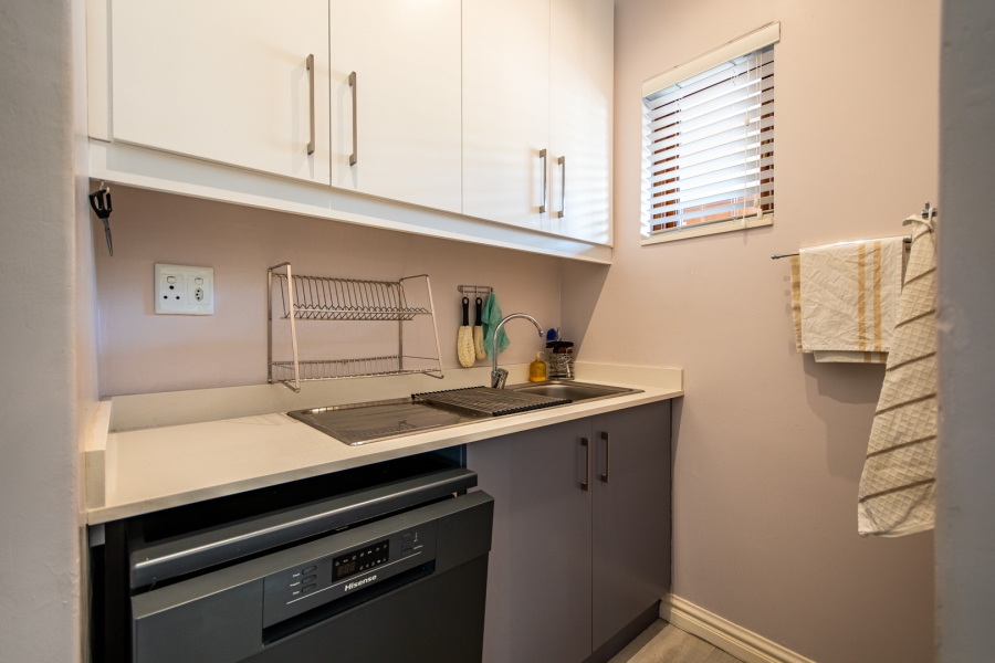 2 Bedroom Property for Sale in Hillcrest Central KwaZulu-Natal