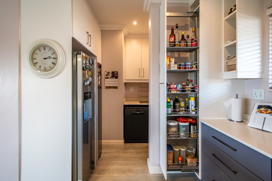 2 Bedroom Property for Sale in Hillcrest Central KwaZulu-Natal