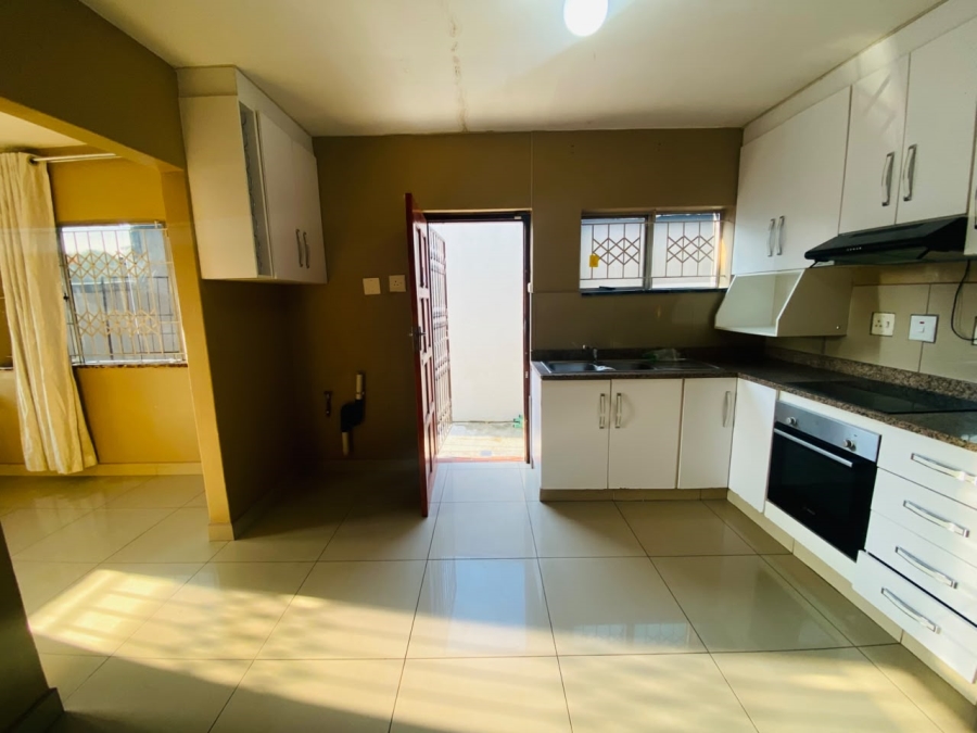 To Let 3 Bedroom Property for Rent in Kenville KwaZulu-Natal