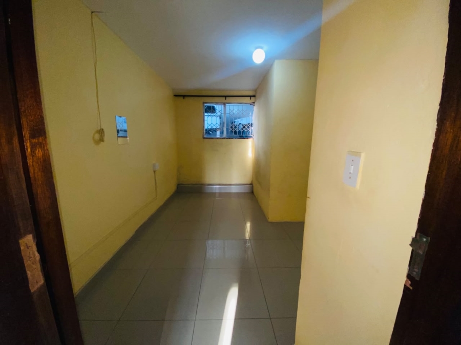 To Let 3 Bedroom Property for Rent in Kenville KwaZulu-Natal