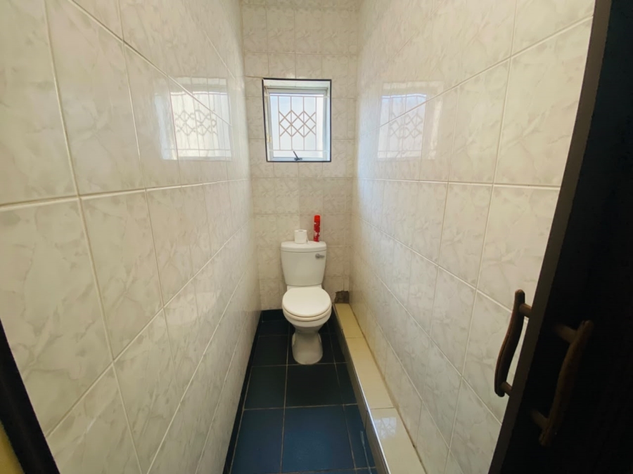 To Let 3 Bedroom Property for Rent in Kenville KwaZulu-Natal