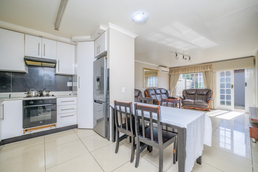 5 Bedroom Property for Sale in Ocean View KwaZulu-Natal