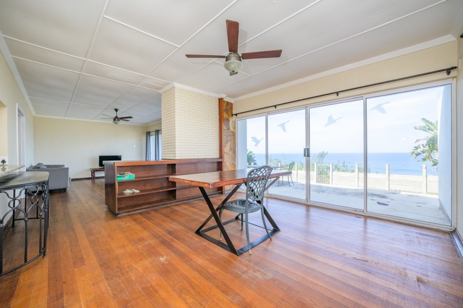 5 Bedroom Property for Sale in Ocean View KwaZulu-Natal