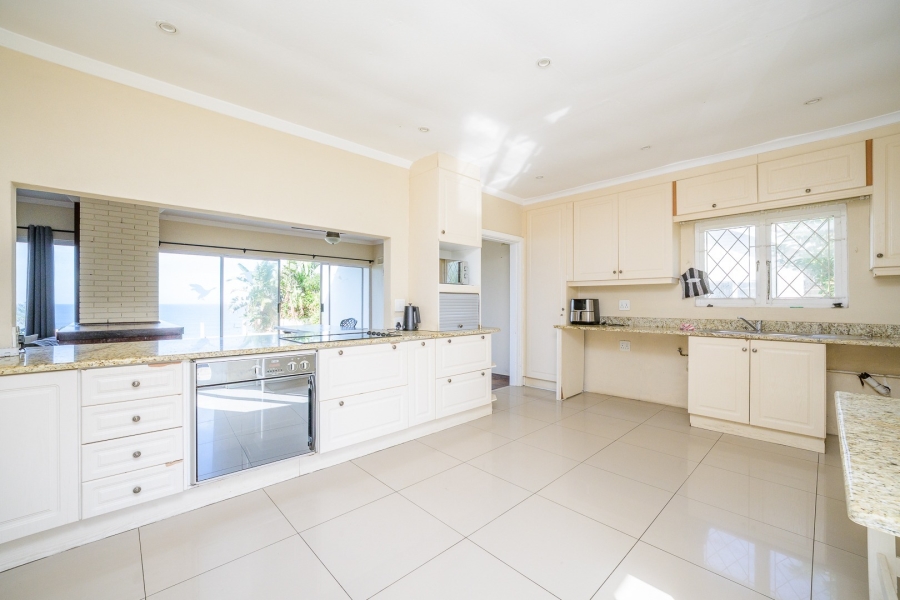 5 Bedroom Property for Sale in Ocean View KwaZulu-Natal