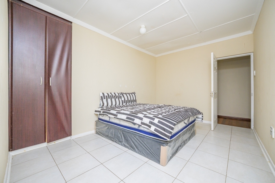 5 Bedroom Property for Sale in Ocean View KwaZulu-Natal