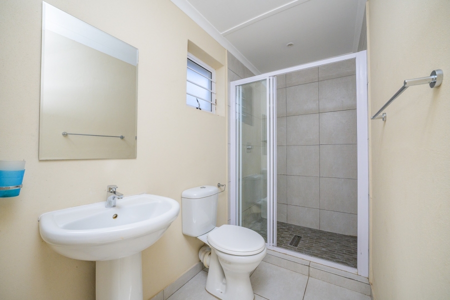 5 Bedroom Property for Sale in Ocean View KwaZulu-Natal
