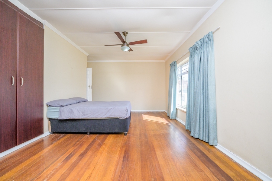 5 Bedroom Property for Sale in Ocean View KwaZulu-Natal