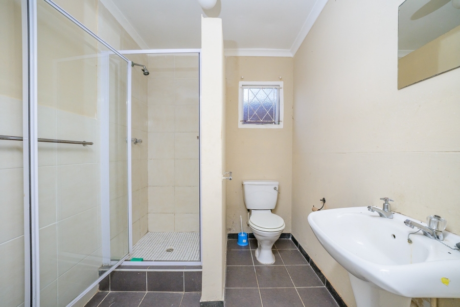 5 Bedroom Property for Sale in Ocean View KwaZulu-Natal