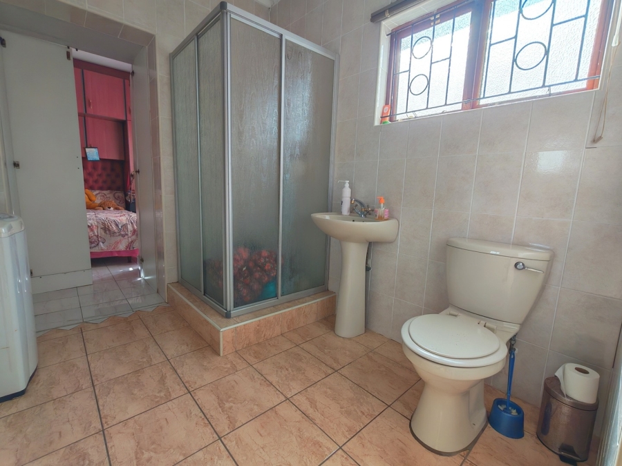 4 Bedroom Property for Sale in Burlington Heights KwaZulu-Natal
