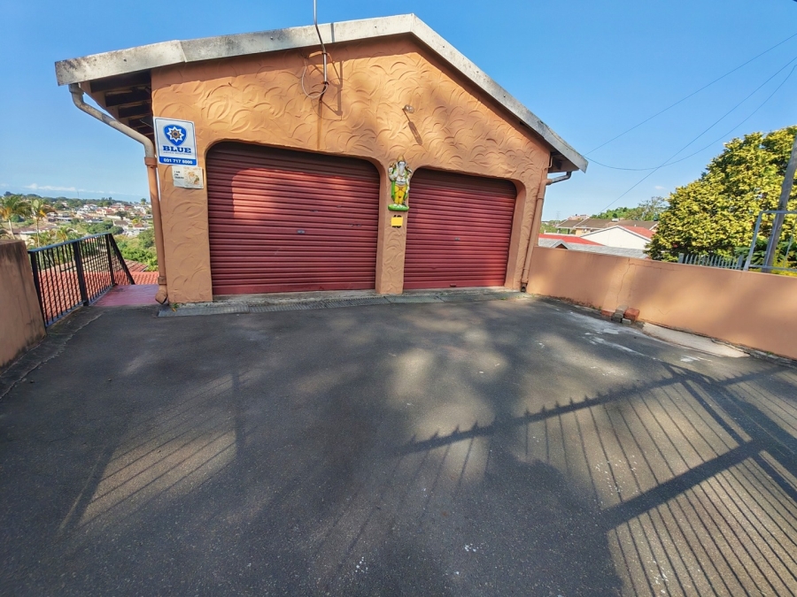 4 Bedroom Property for Sale in Burlington Heights KwaZulu-Natal