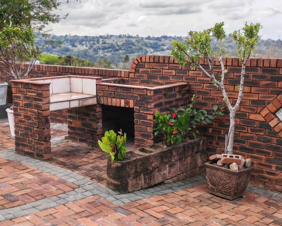 4 Bedroom Property for Sale in Shallcross KwaZulu-Natal
