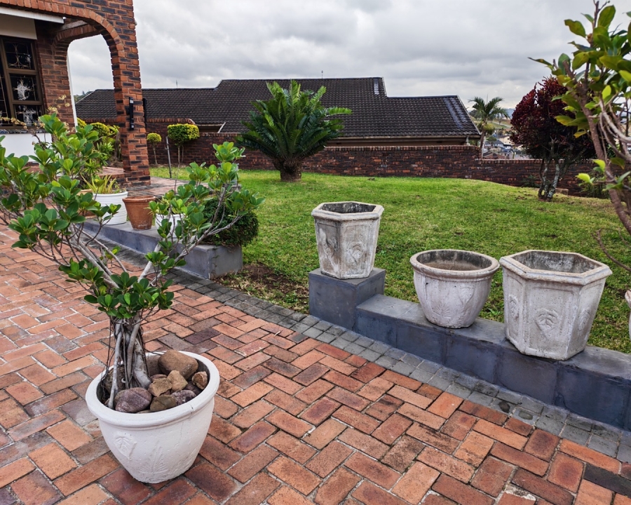 4 Bedroom Property for Sale in Shallcross KwaZulu-Natal