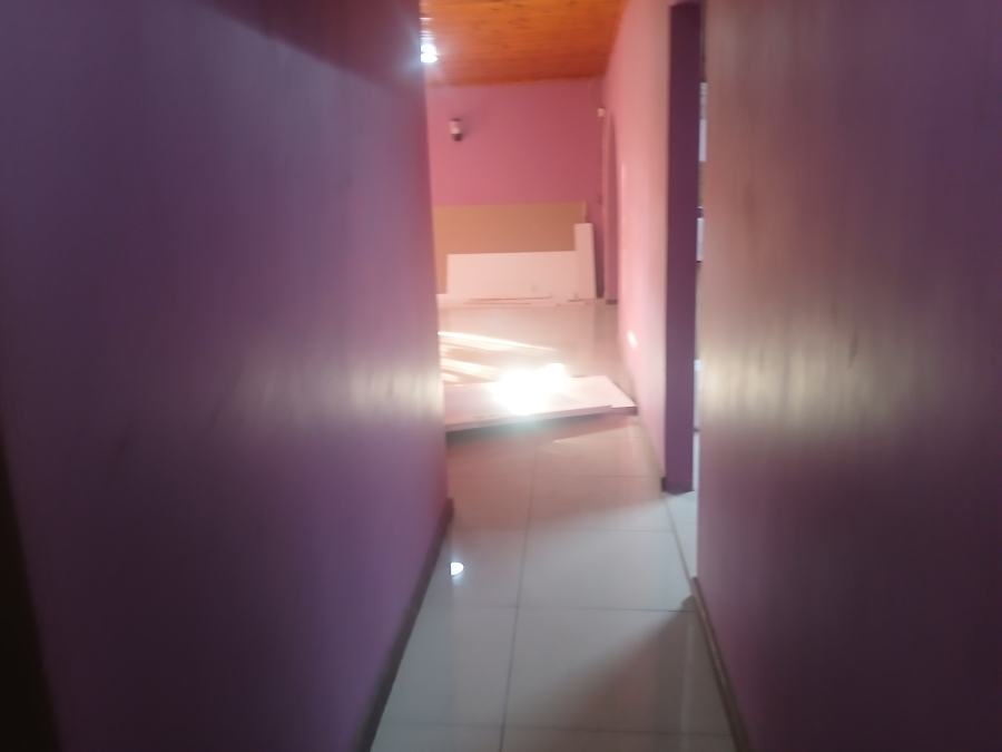 3 Bedroom Property for Sale in Regency Park KwaZulu-Natal