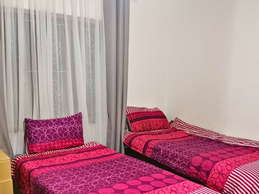 2 Bedroom Property for Sale in Raisethorpe KwaZulu-Natal