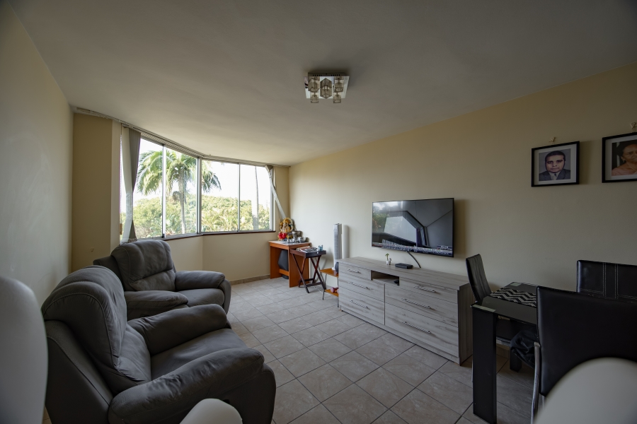 1 Bedroom Property for Sale in Prospect Hall KwaZulu-Natal
