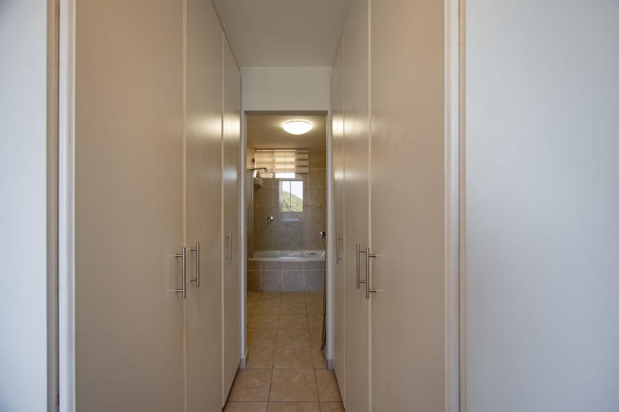 1 Bedroom Property for Sale in Prospect Hall KwaZulu-Natal