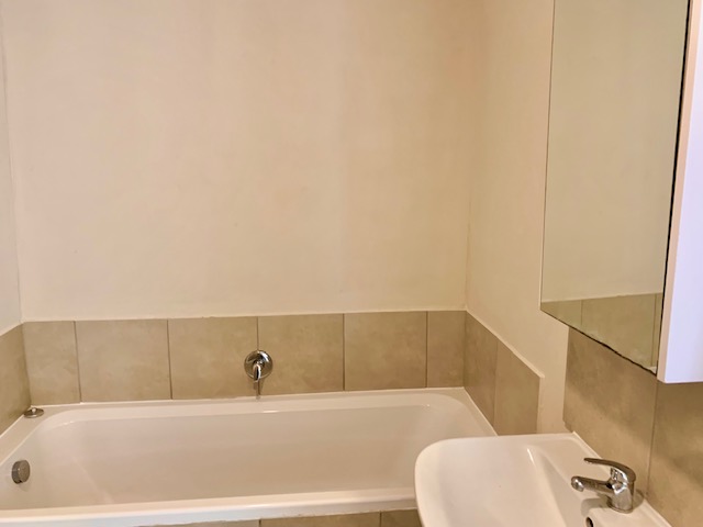 To Let 2 Bedroom Property for Rent in North Point KwaZulu-Natal