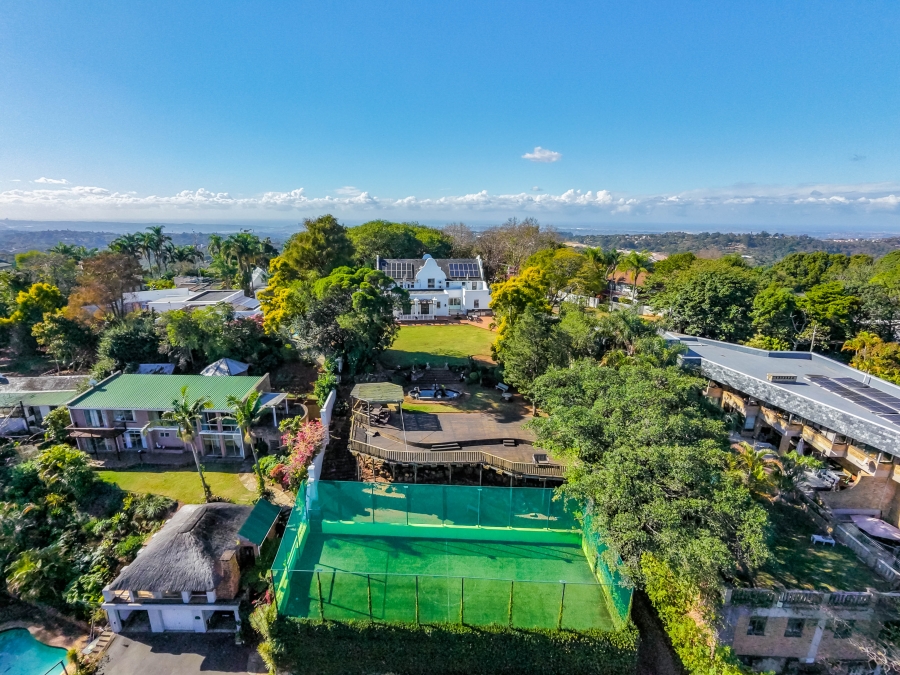 9 Bedroom Property for Sale in Cowies Hill KwaZulu-Natal