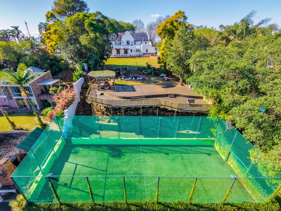 9 Bedroom Property for Sale in Cowies Hill KwaZulu-Natal