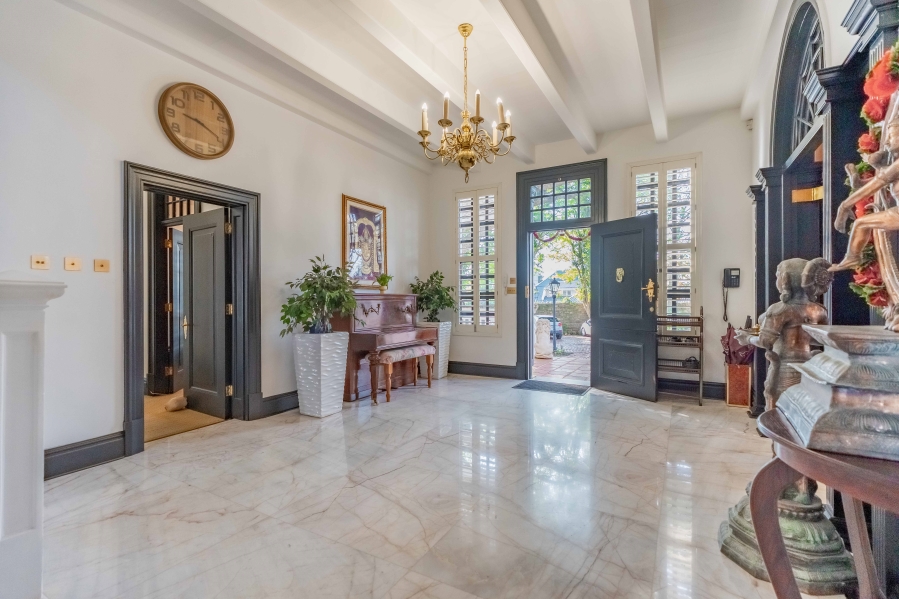 9 Bedroom Property for Sale in Cowies Hill KwaZulu-Natal
