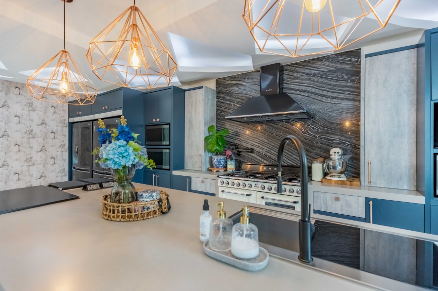 9 Bedroom Property for Sale in Cowies Hill KwaZulu-Natal