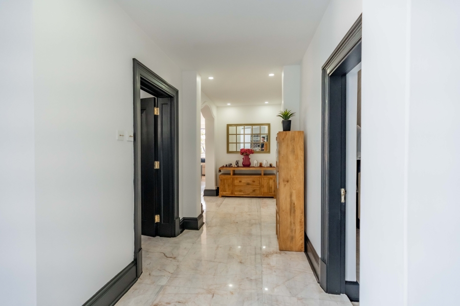 9 Bedroom Property for Sale in Cowies Hill KwaZulu-Natal