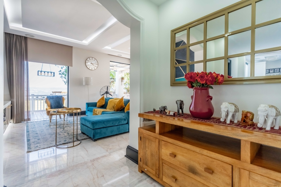 9 Bedroom Property for Sale in Cowies Hill KwaZulu-Natal