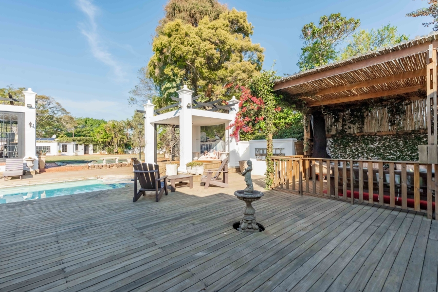 9 Bedroom Property for Sale in Cowies Hill KwaZulu-Natal