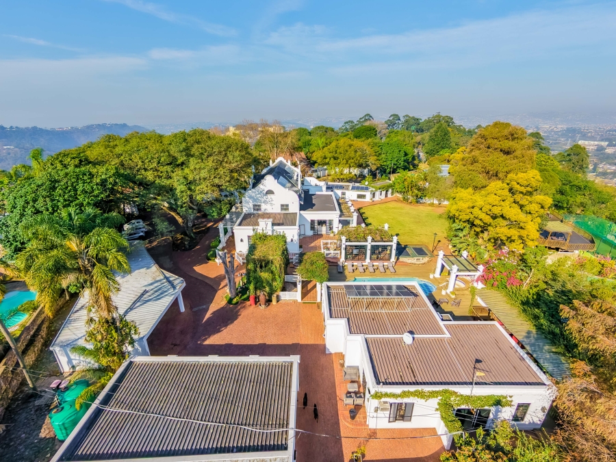9 Bedroom Property for Sale in Cowies Hill KwaZulu-Natal