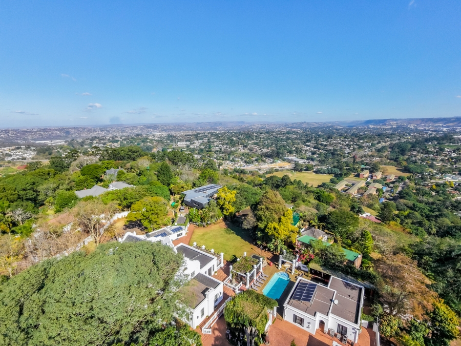 9 Bedroom Property for Sale in Cowies Hill KwaZulu-Natal
