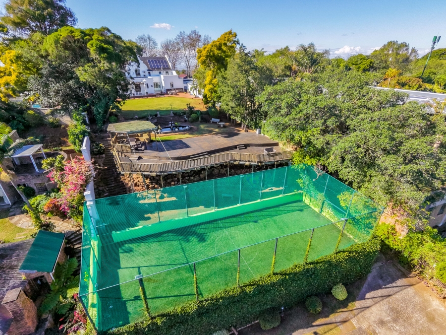 9 Bedroom Property for Sale in Cowies Hill KwaZulu-Natal