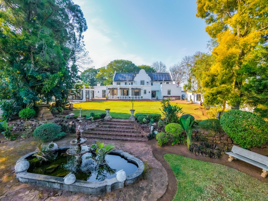 9 Bedroom Property for Sale in Cowies Hill KwaZulu-Natal