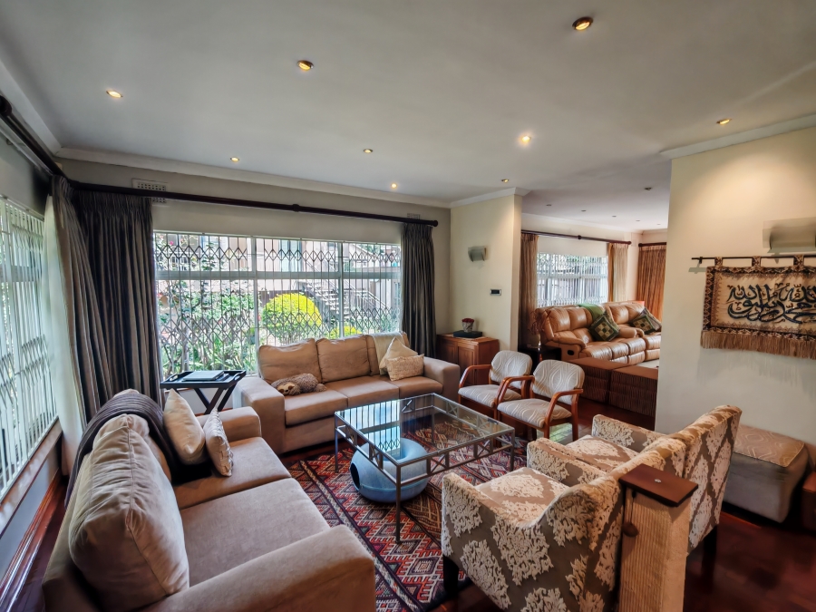 4 Bedroom Property for Sale in Sherwood KwaZulu-Natal
