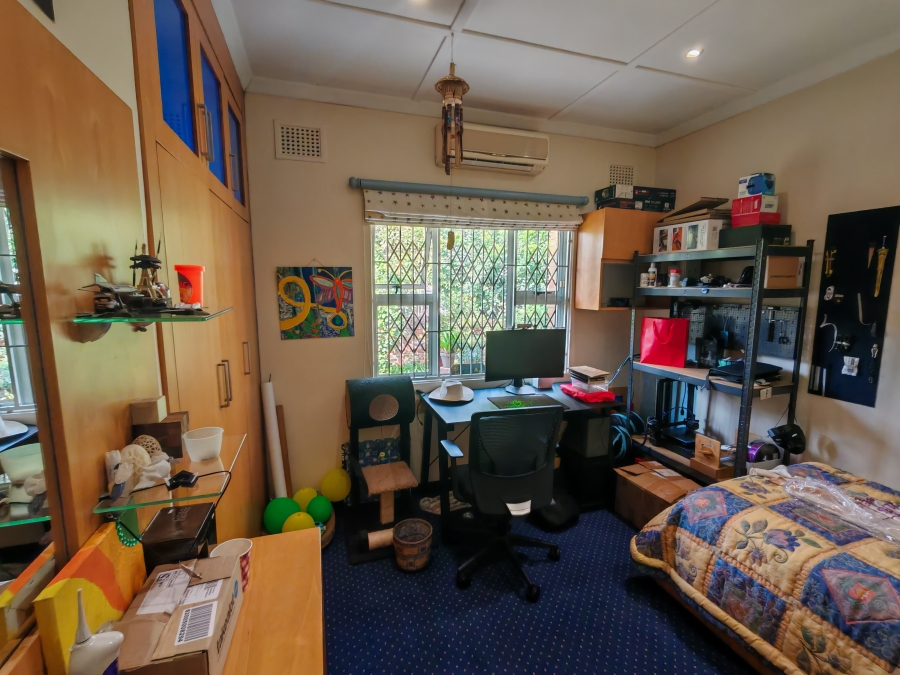 4 Bedroom Property for Sale in Sherwood KwaZulu-Natal