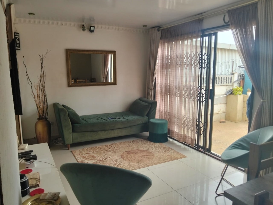 2 Bedroom Property for Sale in Redfern KwaZulu-Natal
