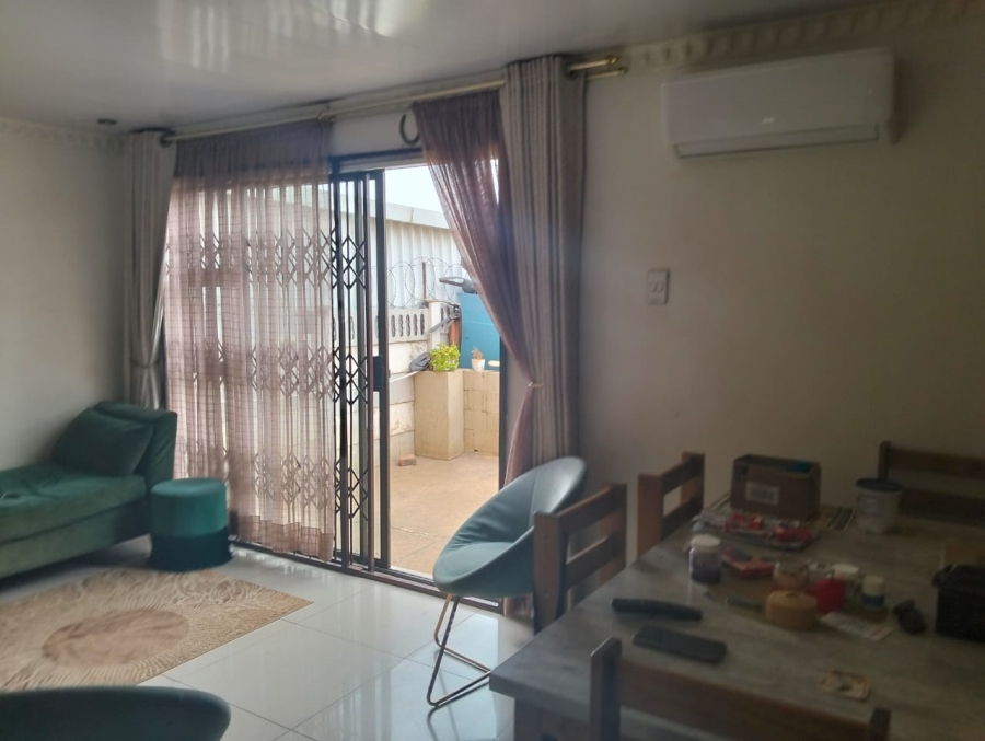 2 Bedroom Property for Sale in Redfern KwaZulu-Natal