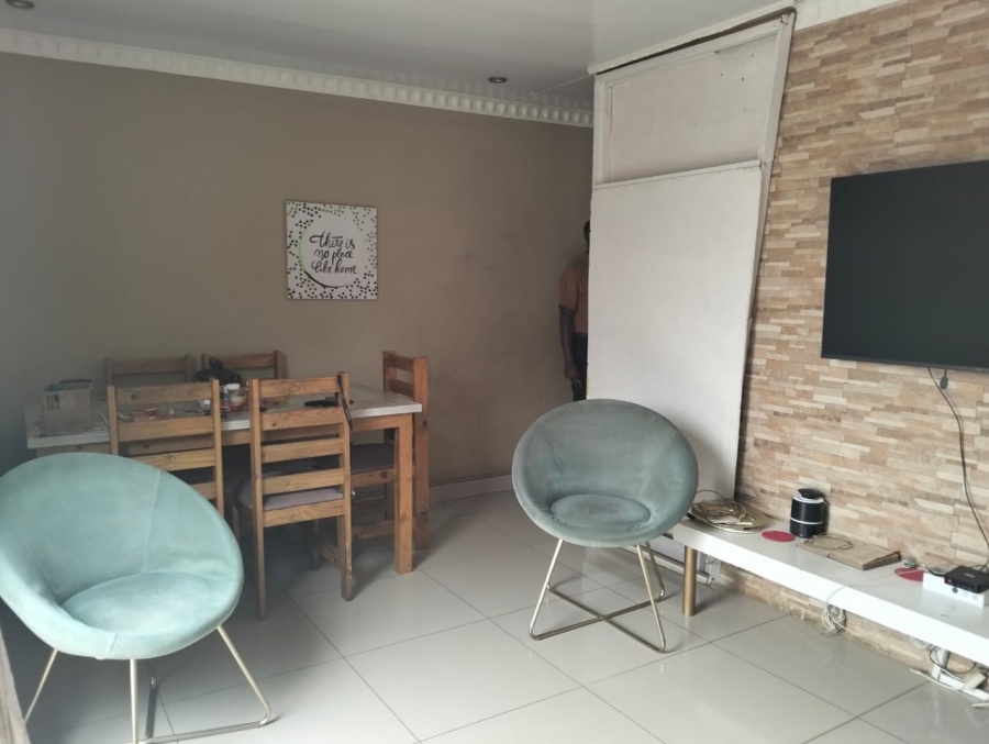 2 Bedroom Property for Sale in Redfern KwaZulu-Natal