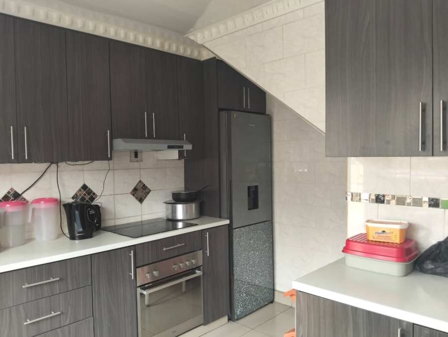 2 Bedroom Property for Sale in Redfern KwaZulu-Natal