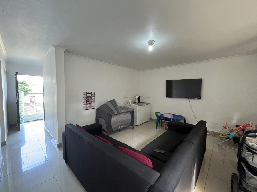 3 Bedroom Property for Sale in Lenham KwaZulu-Natal
