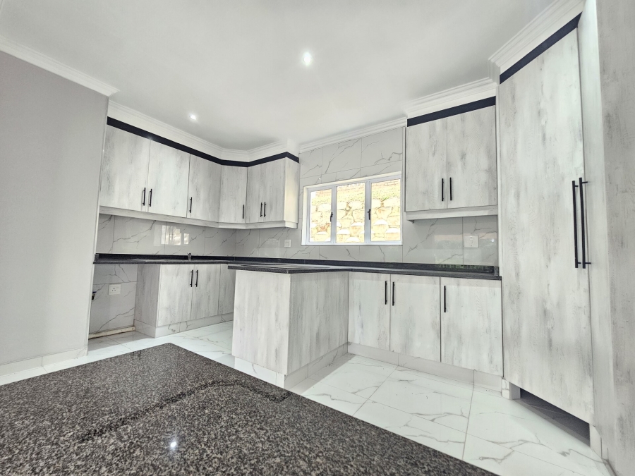 To Let 3 Bedroom Property for Rent in Mount Edgecombe Country Estate KwaZulu-Natal