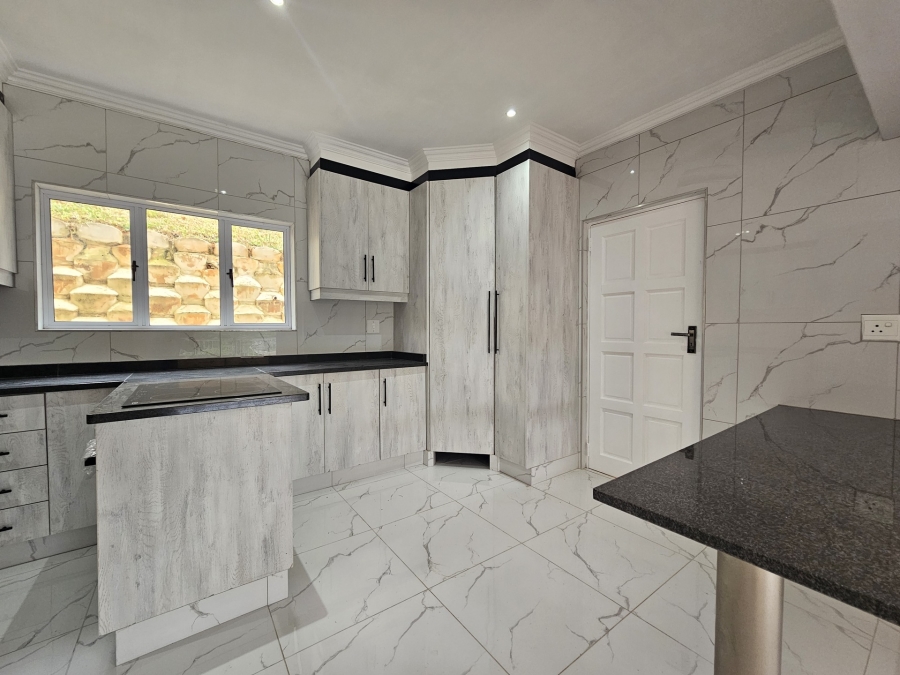To Let 3 Bedroom Property for Rent in Mount Edgecombe Country Estate KwaZulu-Natal