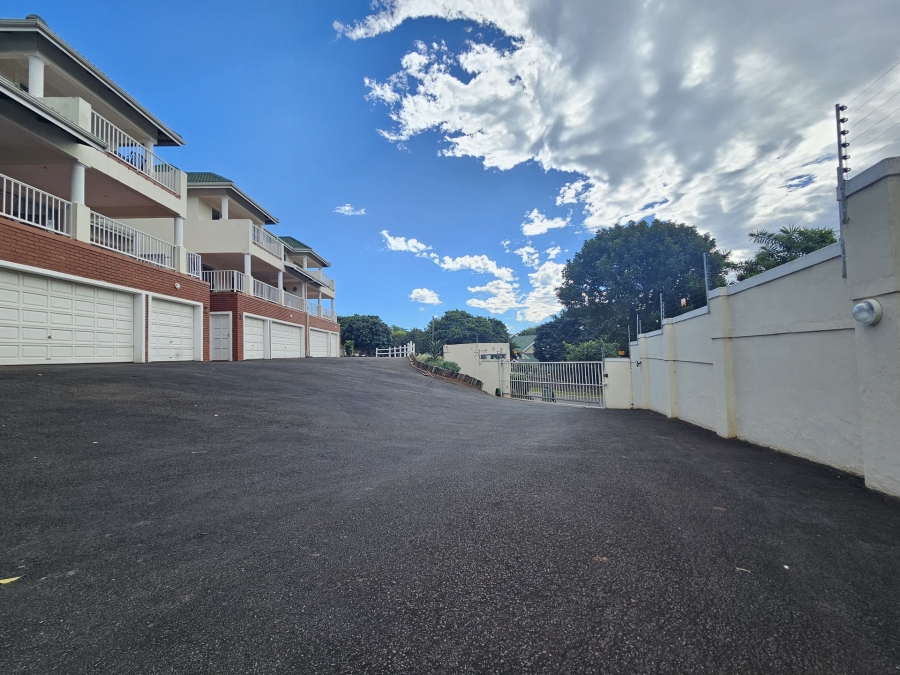 To Let 3 Bedroom Property for Rent in Mount Edgecombe Country Estate KwaZulu-Natal