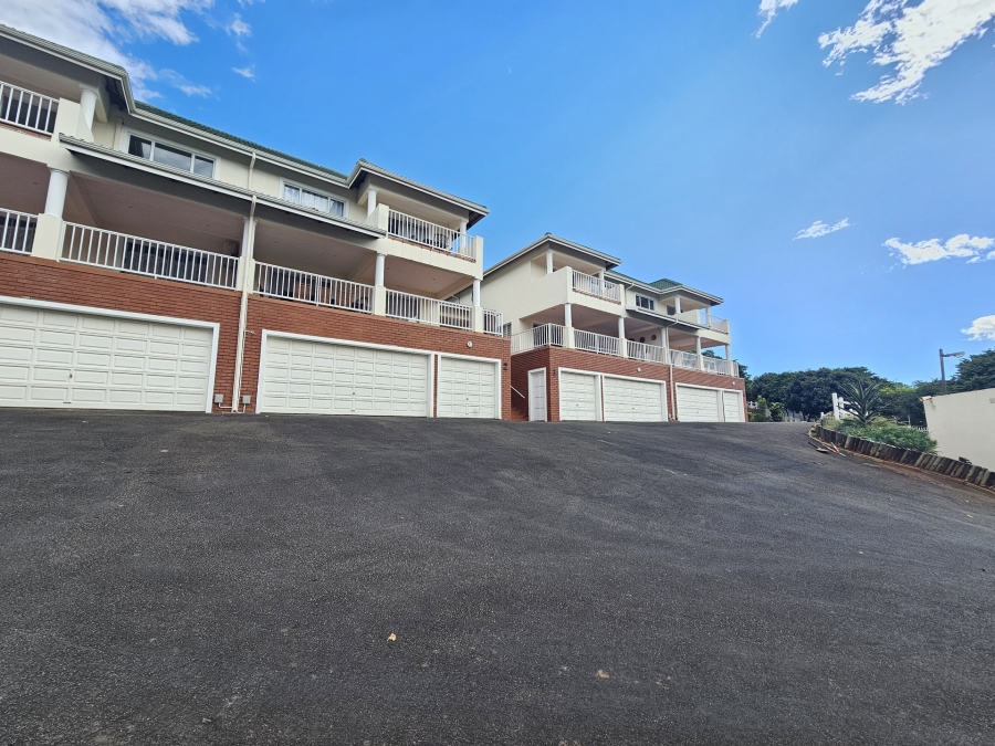To Let 3 Bedroom Property for Rent in Mount Edgecombe Country Estate KwaZulu-Natal