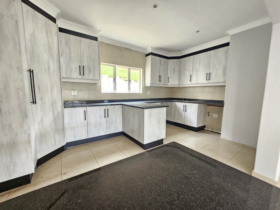 To Let 3 Bedroom Property for Rent in Mount Edgecombe Country Estate KwaZulu-Natal