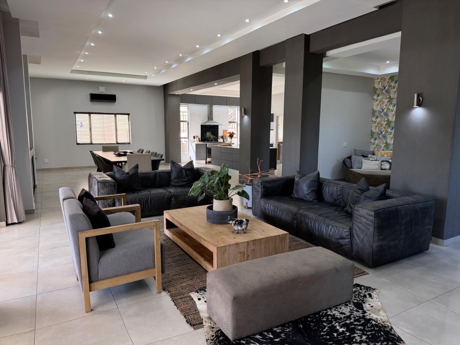 4 Bedroom Property for Sale in Sheffield Beach KwaZulu-Natal