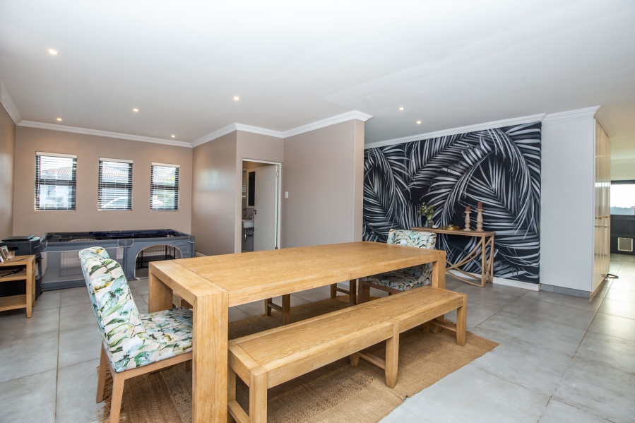 3 Bedroom Property for Sale in Hilldene KwaZulu-Natal